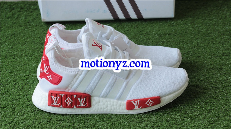 Real Boost Adidas NMD x Supreme LVS White